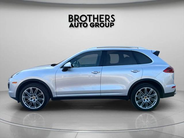 2016 Porsche Cayenne S