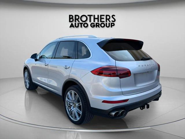 2016 Porsche Cayenne S