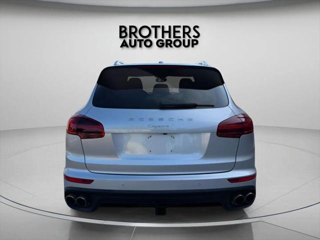 2016 Porsche Cayenne S