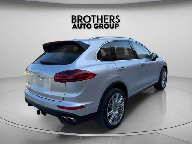 2016 Porsche Cayenne S