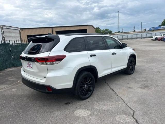 2019 Toyota Highlander SE