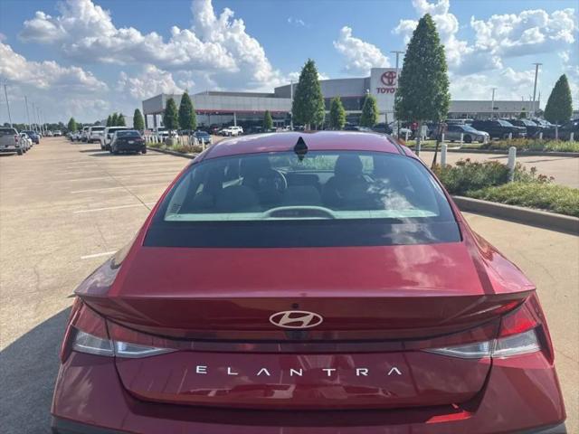 2024 Hyundai Elantra SEL
