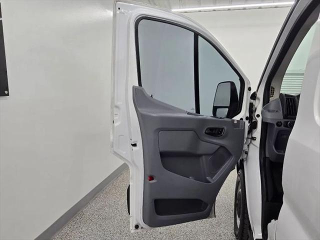 2019 Ford Transit w/60/40 Side Door w/LWB