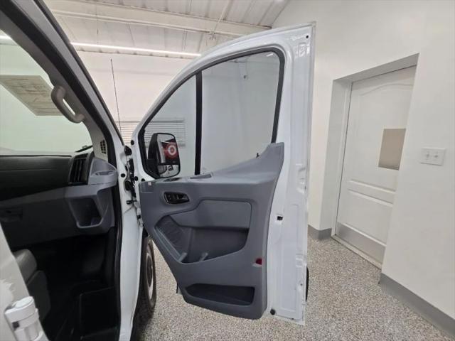 2019 Ford Transit w/60/40 Side Door w/LWB