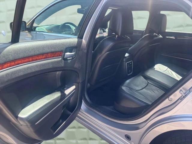 2014 Chrysler 300 300