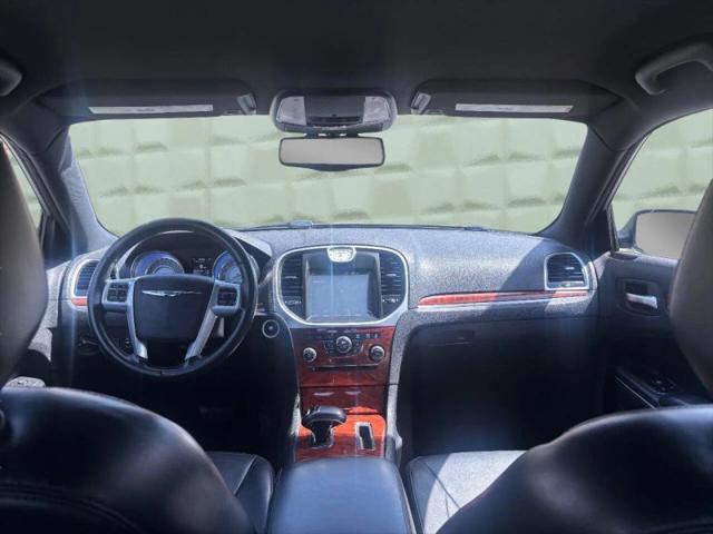 2014 Chrysler 300 300