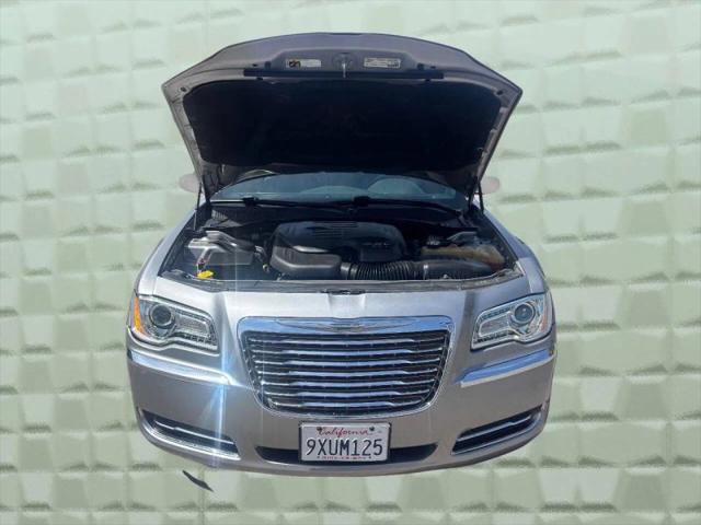2014 Chrysler 300 300
