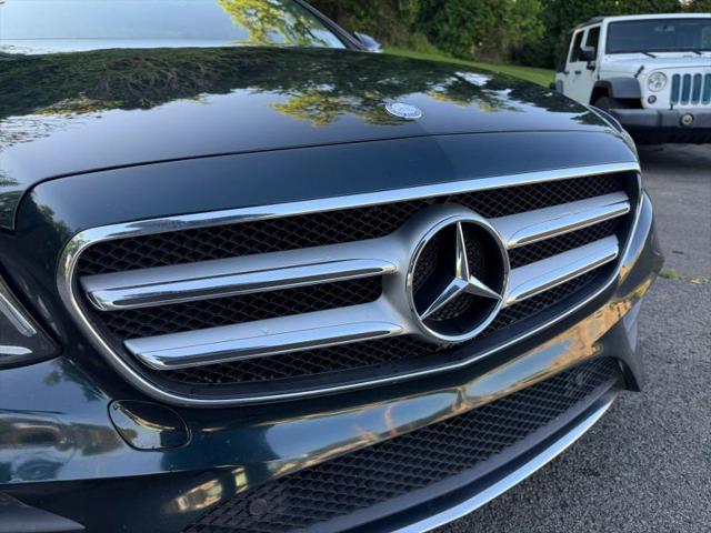 2017 Mercedes-Benz E-CLASS E 300 E 300