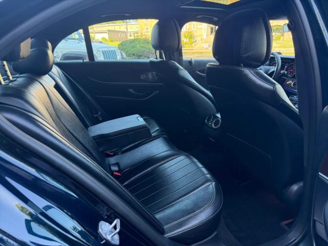 2017 Mercedes-Benz E-CLASS E 300 E 300