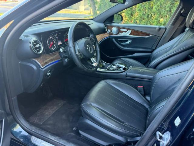 2017 Mercedes-Benz E-CLASS E 300 E 300