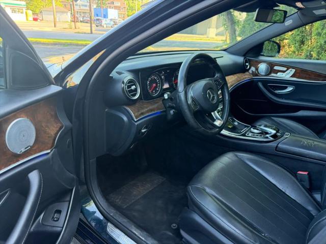 2017 Mercedes-Benz E-CLASS E 300 E 300