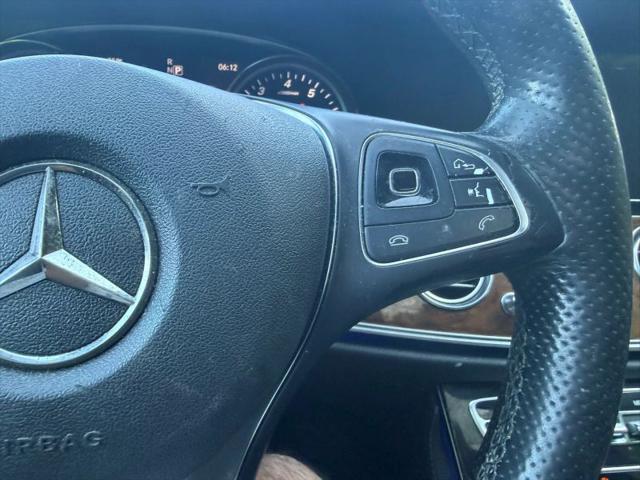 2017 Mercedes-Benz E-CLASS E 300 E 300