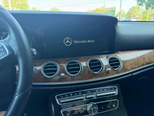 2017 Mercedes-Benz E-CLASS E 300 E 300
