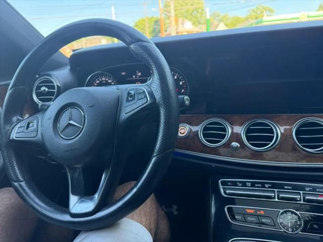 2017 Mercedes-Benz E-CLASS E 300 E 300