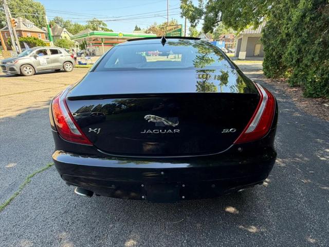 2018 Jaguar XJ R-Sport