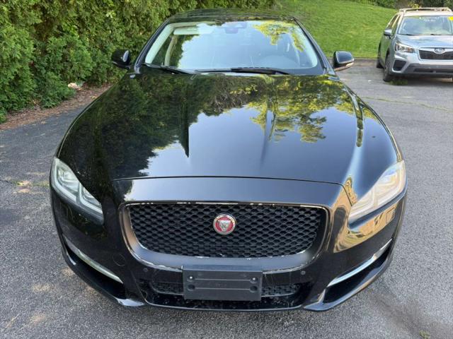 2018 Jaguar XJ R-Sport