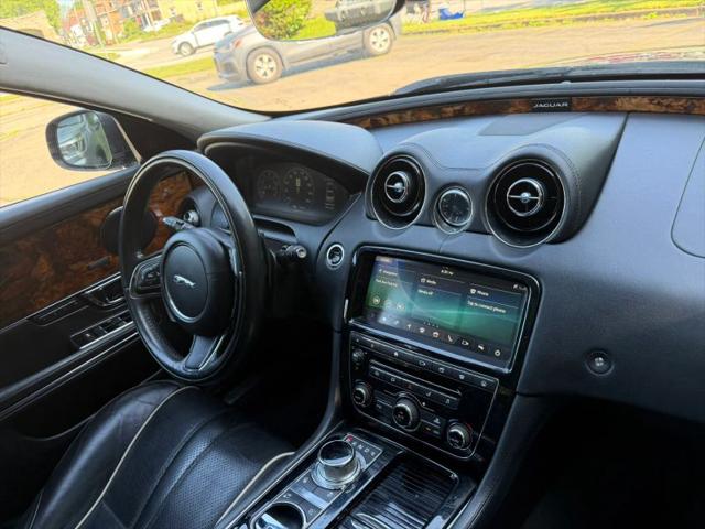 2018 Jaguar XJ R-Sport