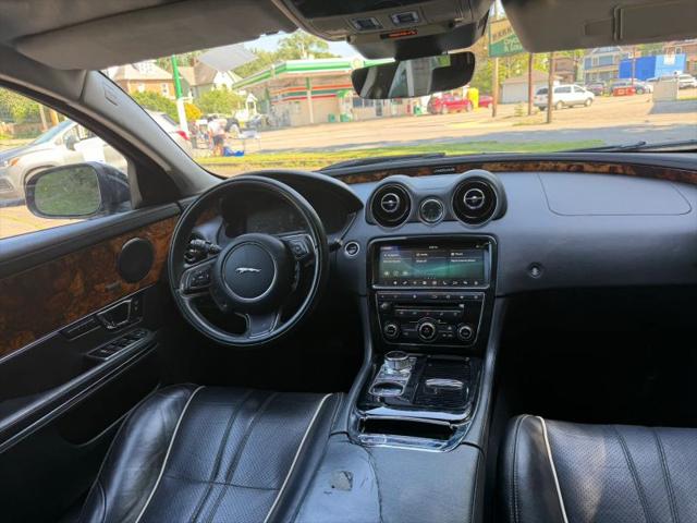 2018 Jaguar XJ R-Sport