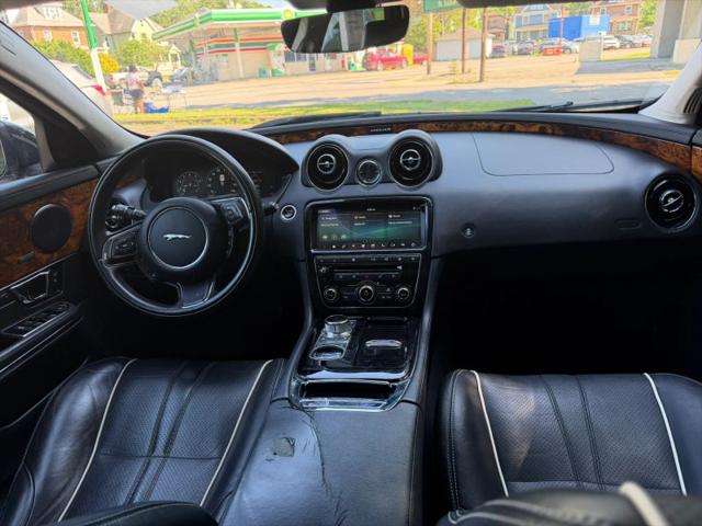 2018 Jaguar XJ R-Sport
