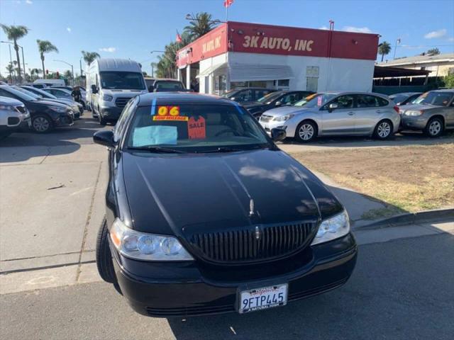2006 Lincoln Town Car Designer Series