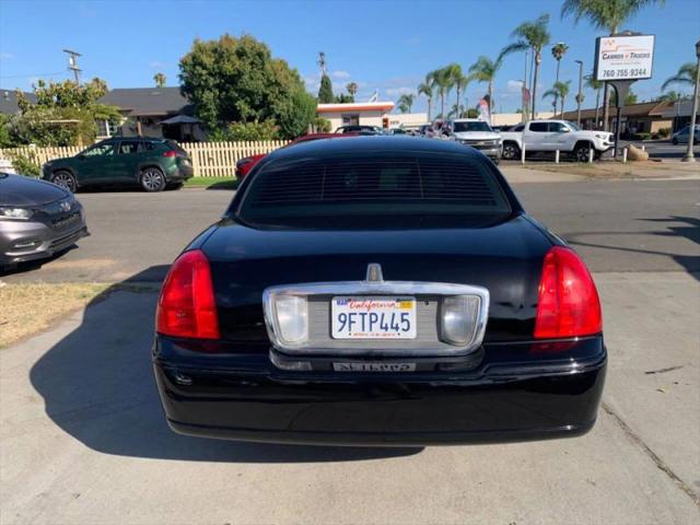 2006 Lincoln Town Car Designer Series