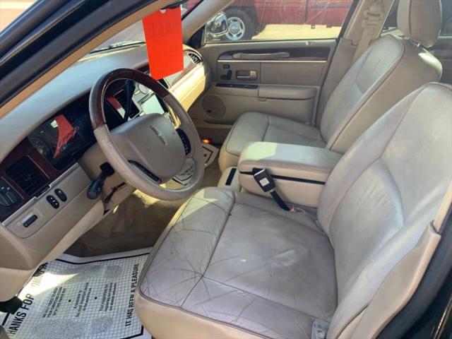 2006 Lincoln Town Car Designer Series