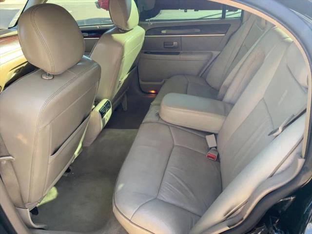 2006 Lincoln Town Car Designer Series