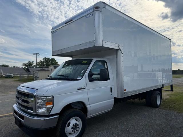 2027 Ford E-Series Cutaway E-450