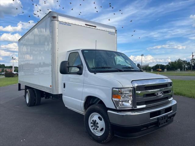 2027 Ford E-Series Cutaway E-450