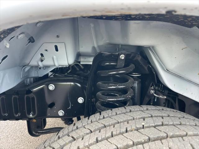 2027 Ford E-Series Cutaway E-450