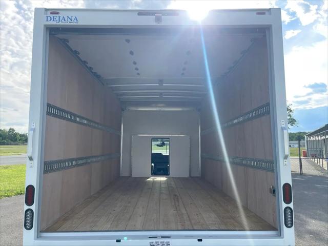 2027 Ford E-Series Cutaway E-450