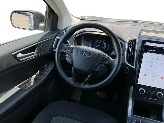 2023 Ford Edge SE