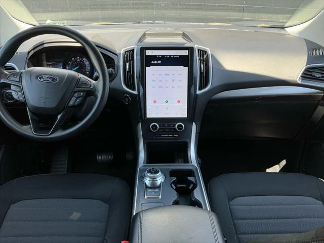 2023 Ford Edge SE