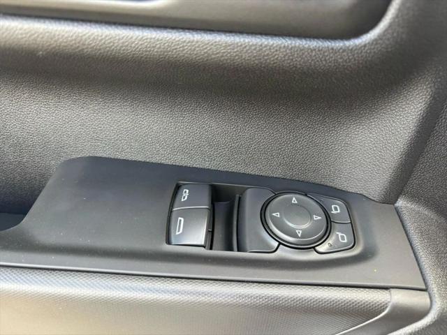 2025 GMC Sierra 1500 4WD Regular Cab Standard Box Pro