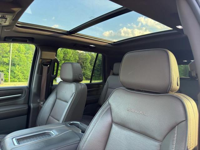 2022 GMC Yukon 4WD Denali