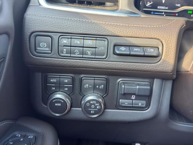 2022 GMC Yukon 4WD Denali