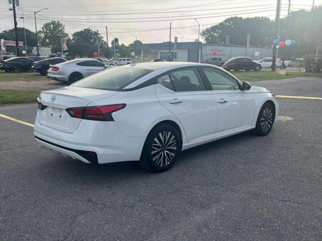 2025 Nissan Altima SV FWD