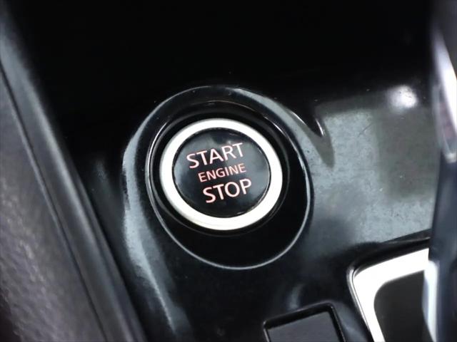 2021 Nissan Versa SV Xtronic CVT