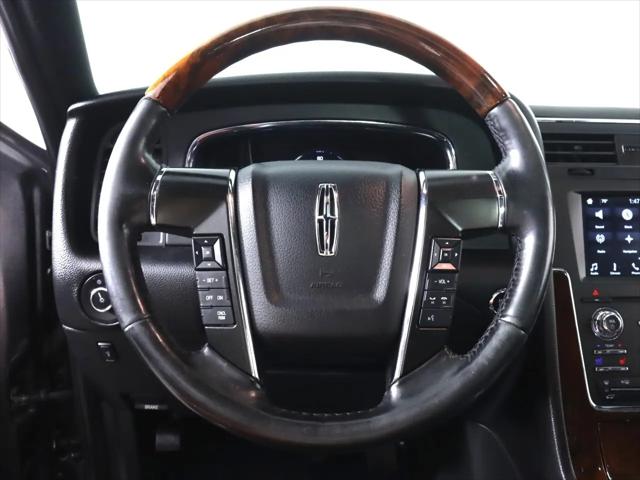 2016 Lincoln Navigator Select