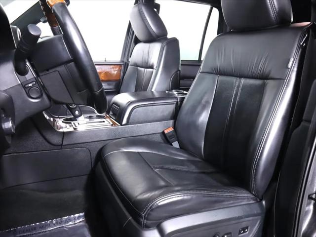 2016 Lincoln Navigator Select