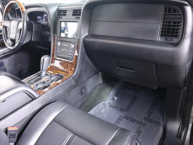 2016 Lincoln Navigator Select