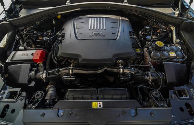 2018 Land Rover Range Rover Velar P380 SE R-Dynamic
