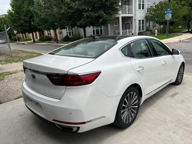 2018 Kia Cadenza Premium