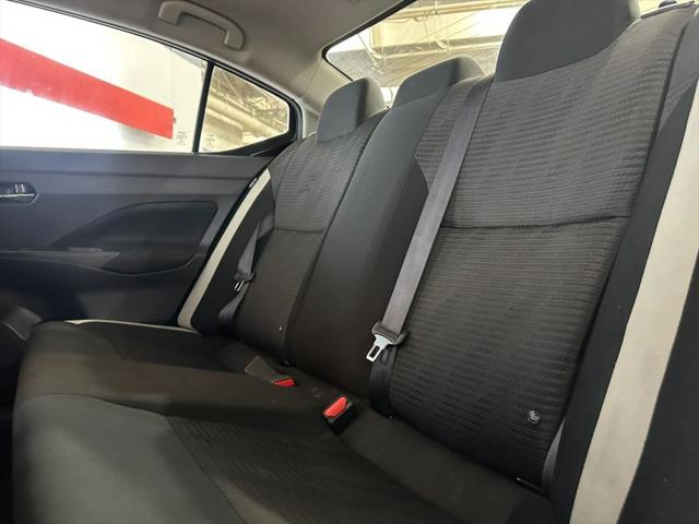 2021 Nissan Versa SV Xtronic CVT