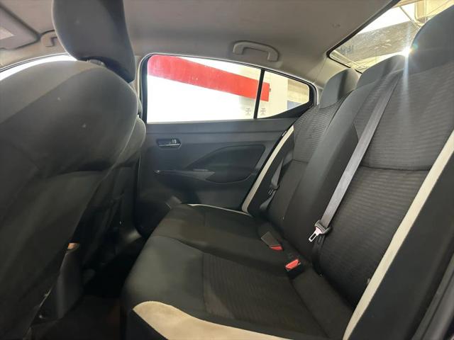 2021 Nissan Versa SV Xtronic CVT