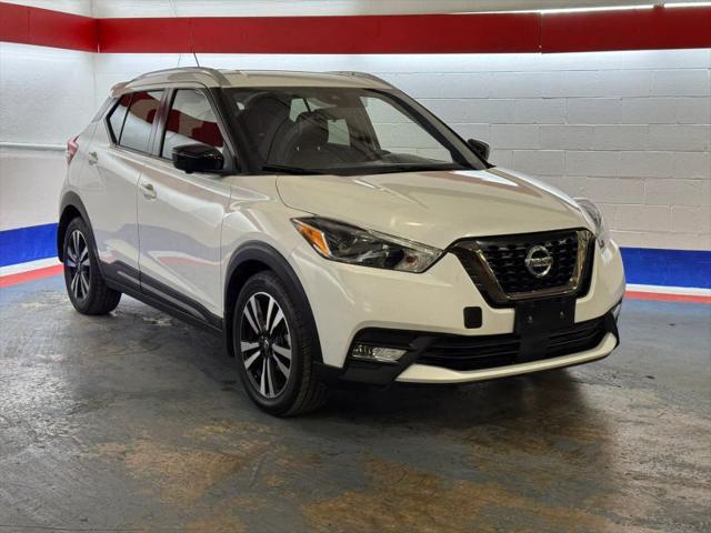 2020 Nissan Kicks SR Xtronic CVT