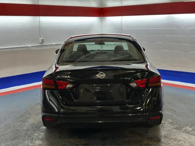 2022 Nissan Altima S FWD