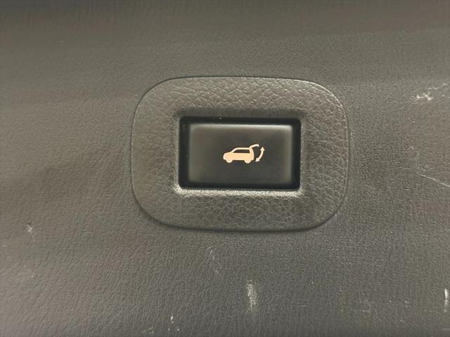 2017 Nissan Armada SV