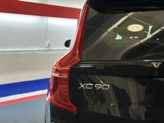 2020 Volvo XC90 T6 Momentum 7 Passenger