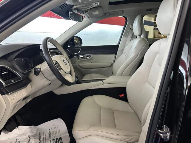 2020 Volvo XC90 T6 Momentum 7 Passenger